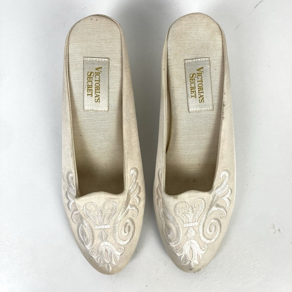 Vintage Victoria's Secret Gold Label Ivory Satin Embroidered Wedge Slippers 9-10